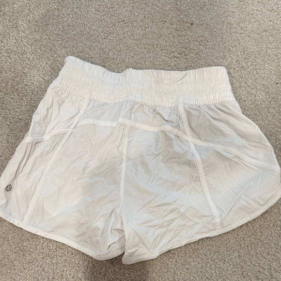 lululemon athletica tracker Shorts - Picture 4 of 6